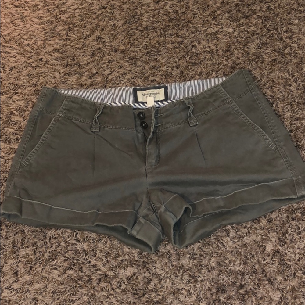 Abercrombie & Fitch shorts size 8
